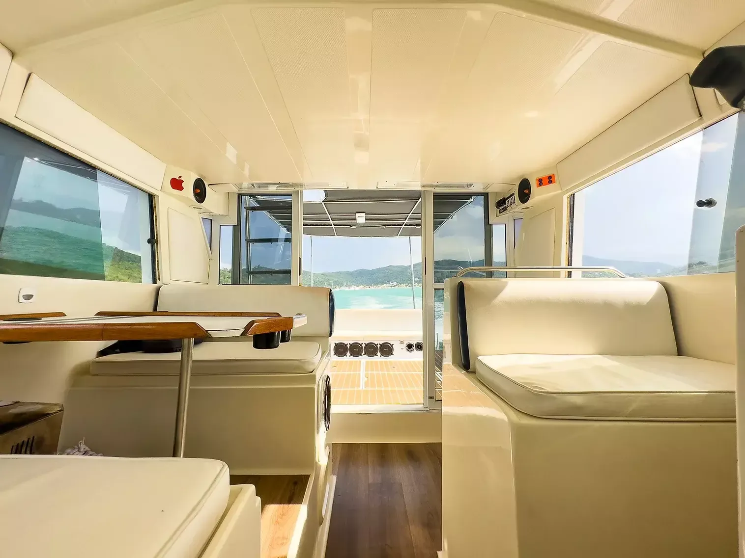 Cobra Yachts 39 | Weboat 3