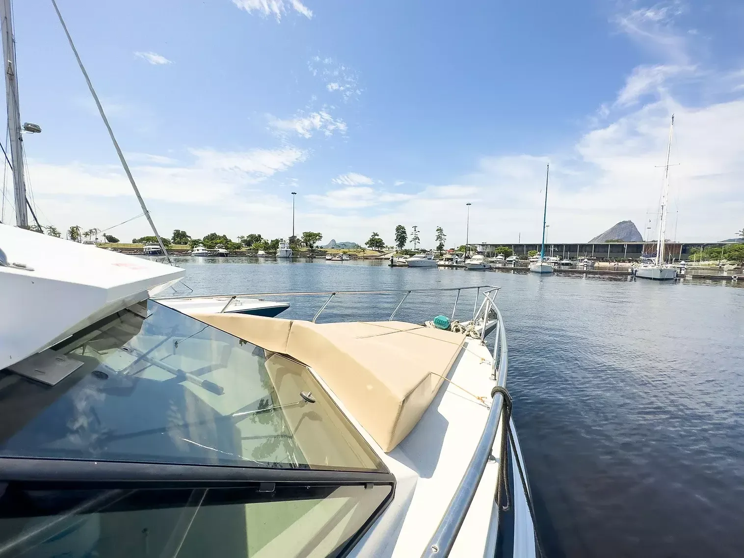 Cobra Yachts 39 | Weboat 3