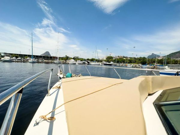 Cobra Yachts 39 | Weboat 3