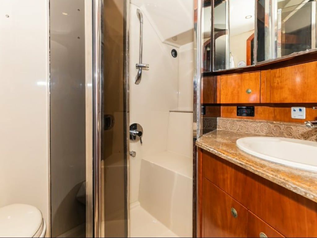 Cruiser Yachts 55 | Knotty Boy