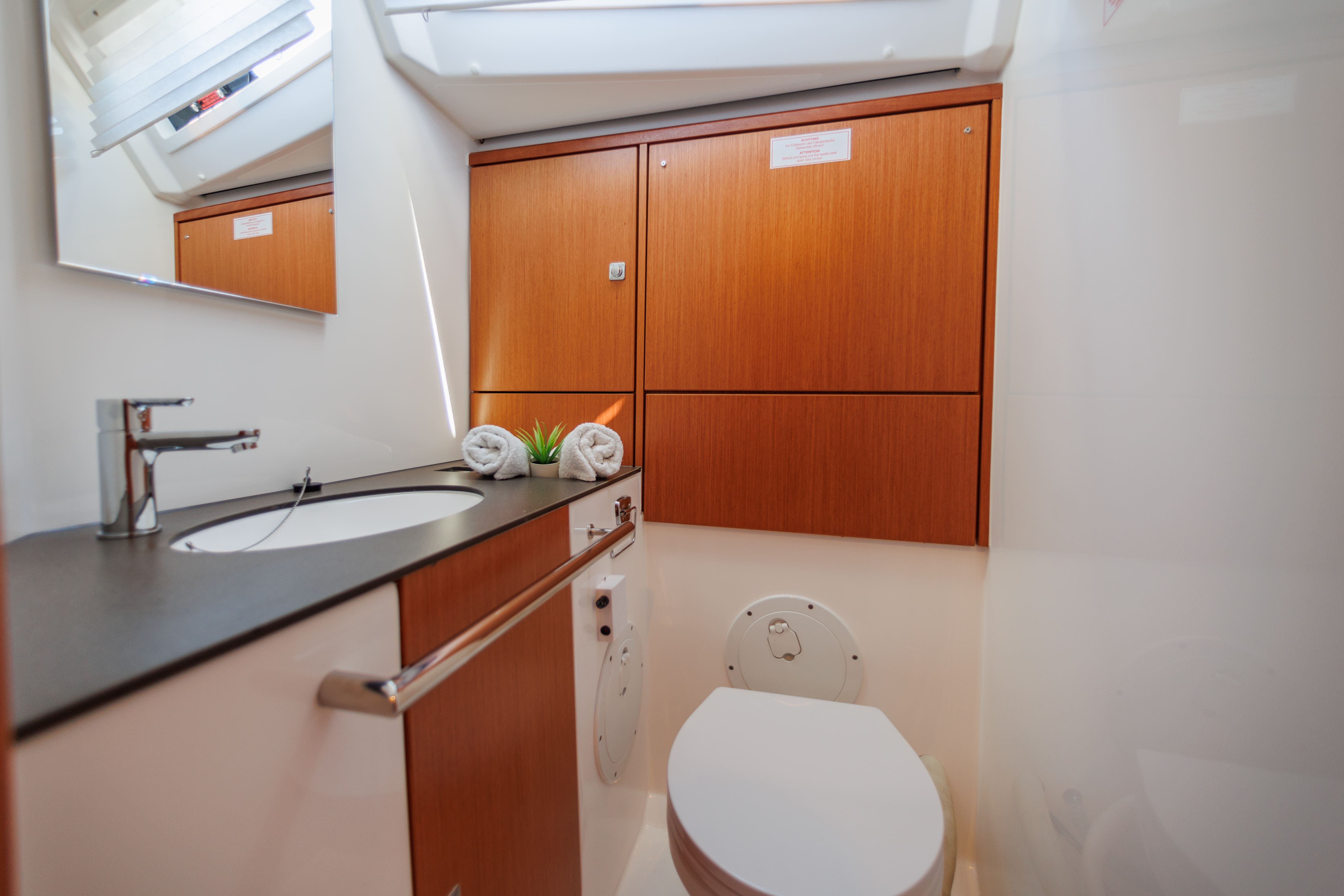 Bavaria Cruiser 46 | Eros