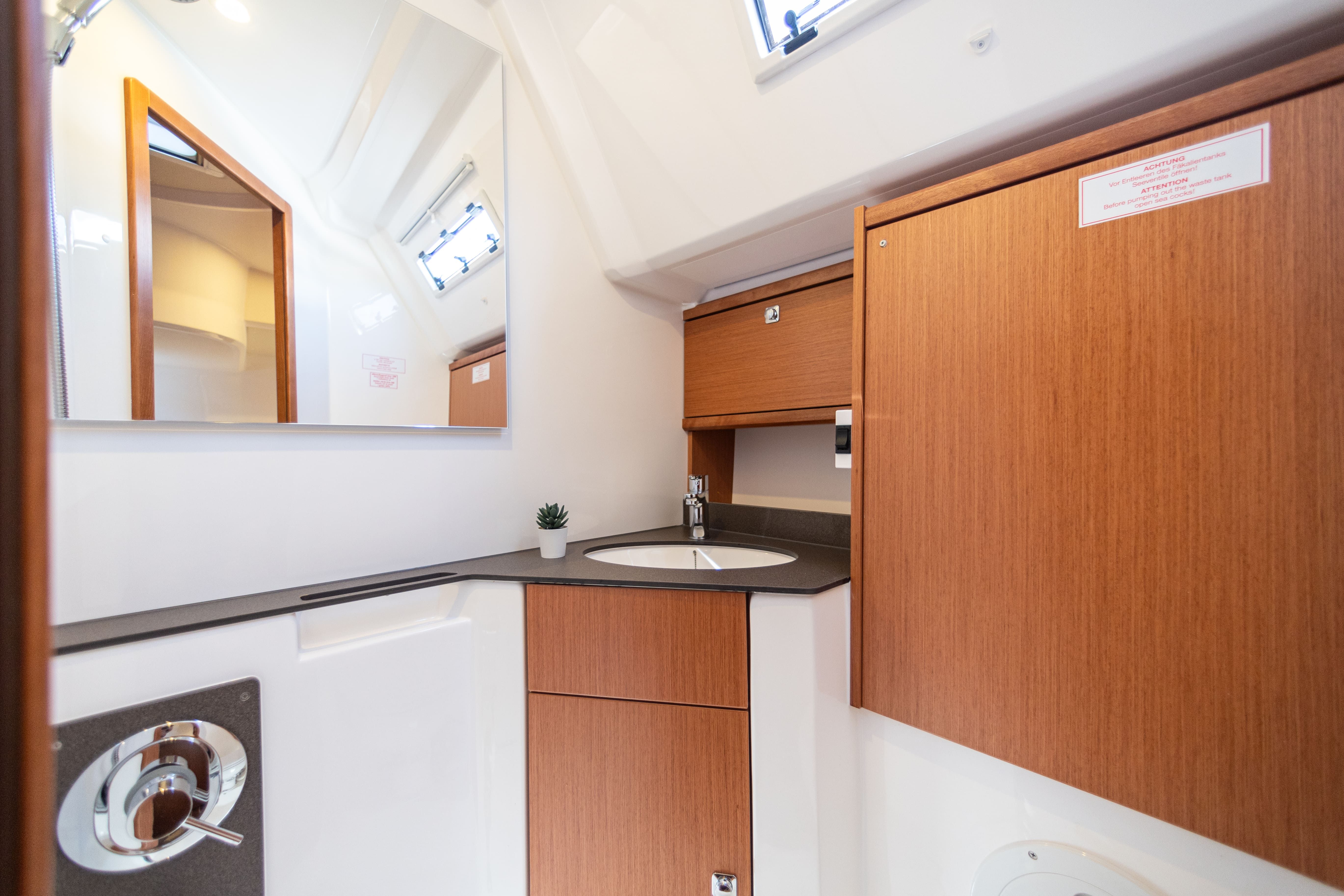 Bavaria Cruiser 46 | Eros