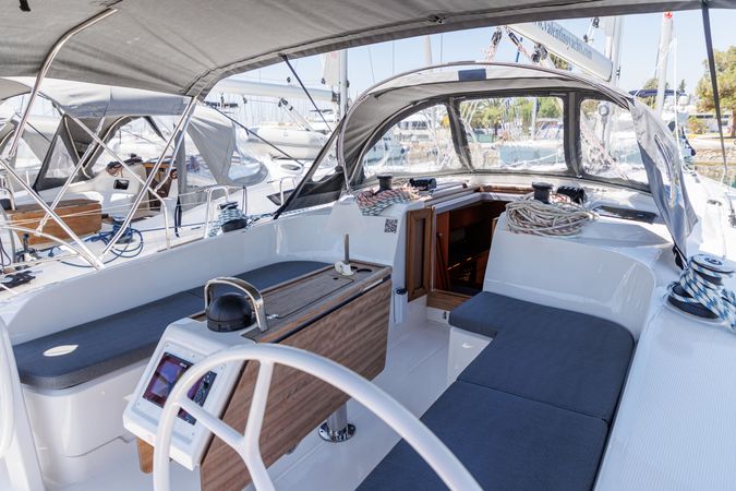 Bavaria Cruiser 46 | Eros