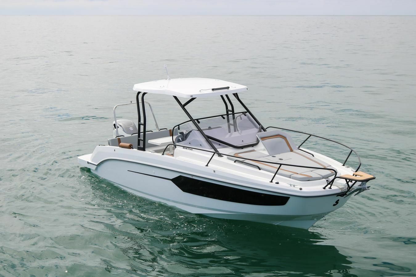 Beneteau Flyer 8 Sundeck | Poppy