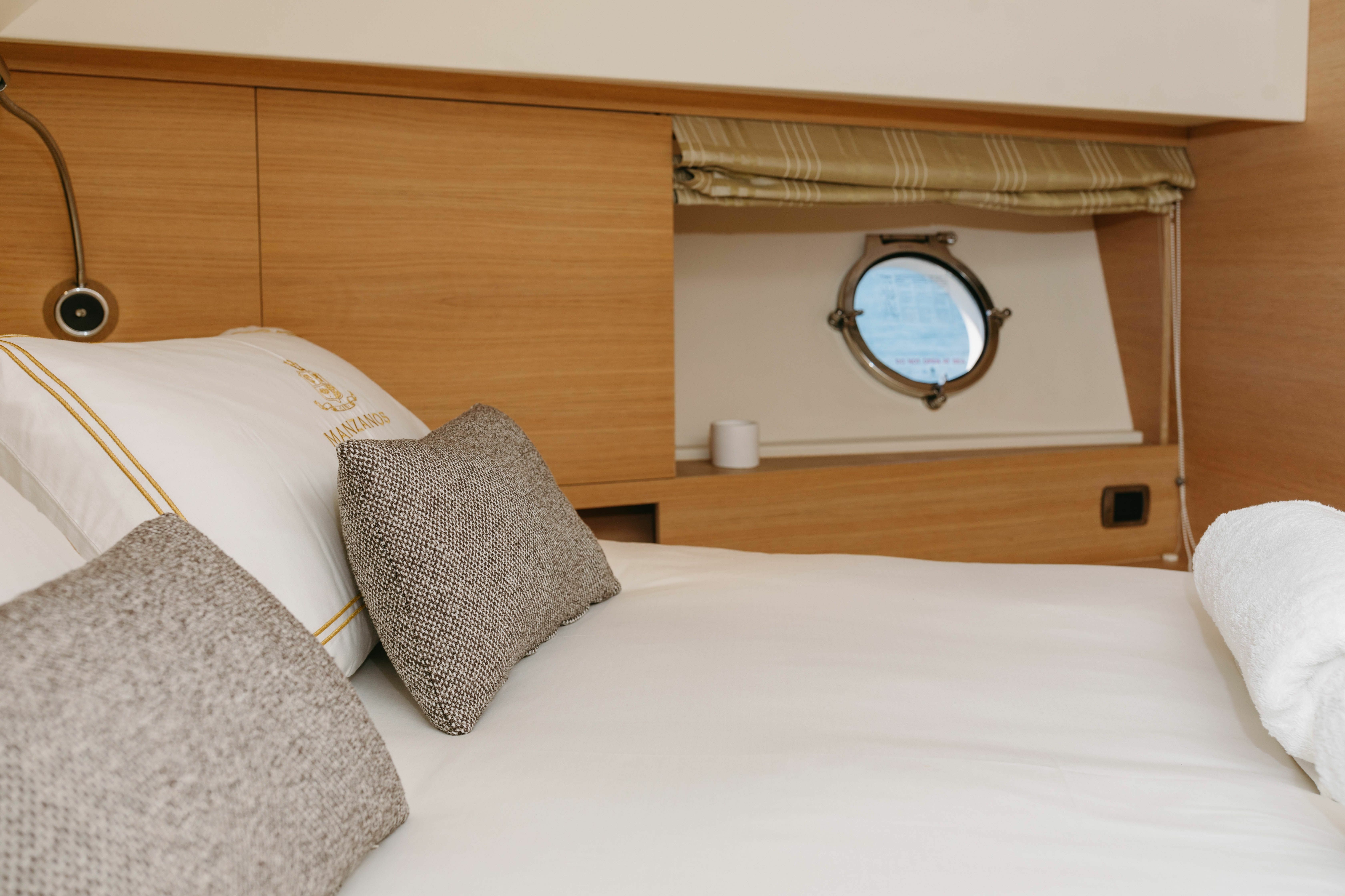 Aicon 72 | Manzanos 2