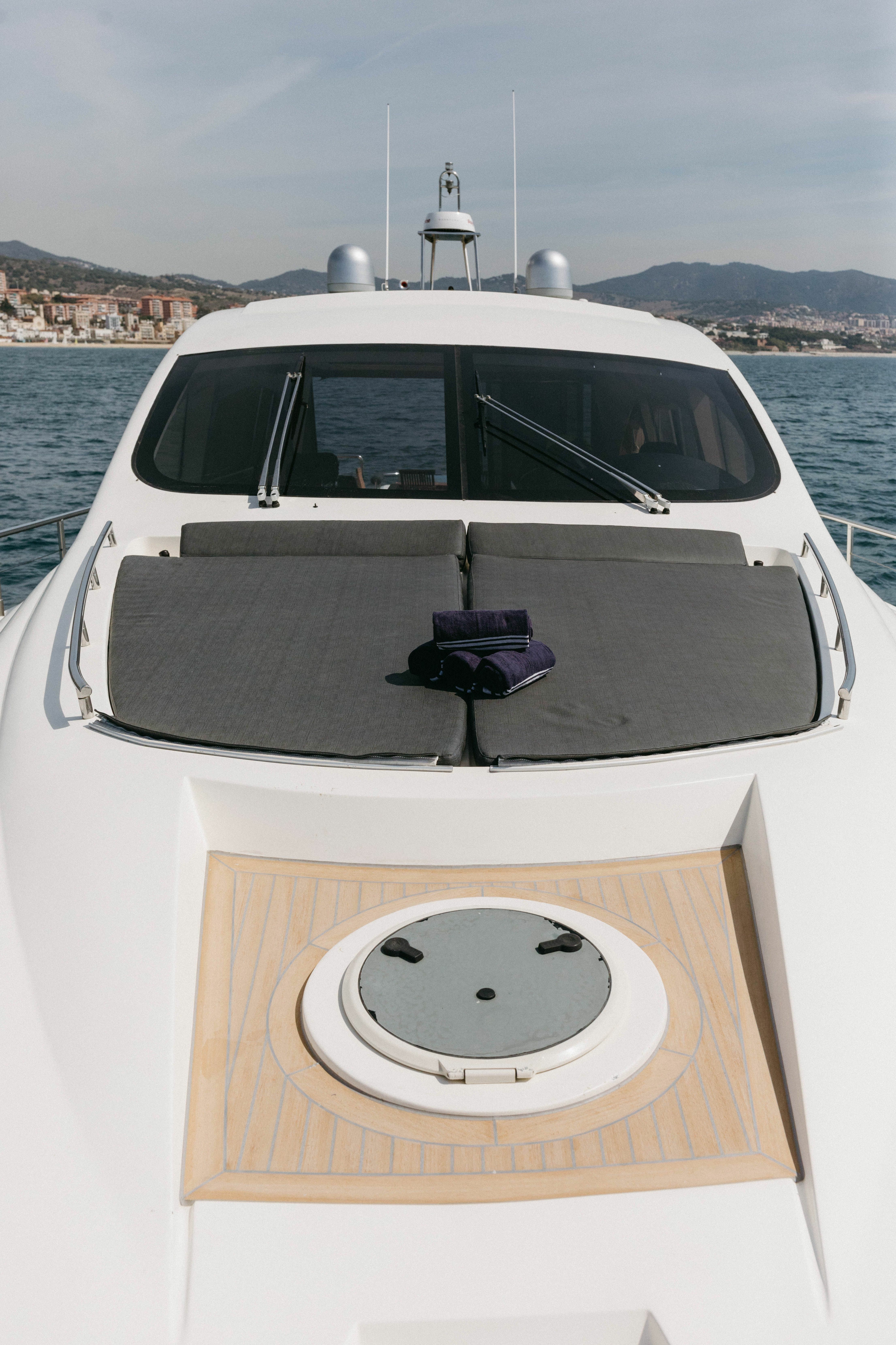 Aicon 72 | Manzanos 2