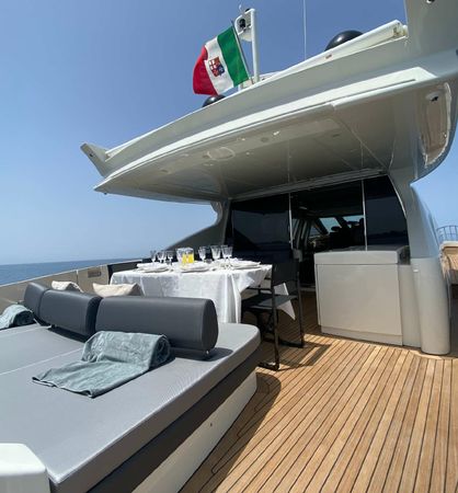 Azimut 86 S | SQP