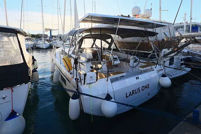 Bavaria C42 | Larus One