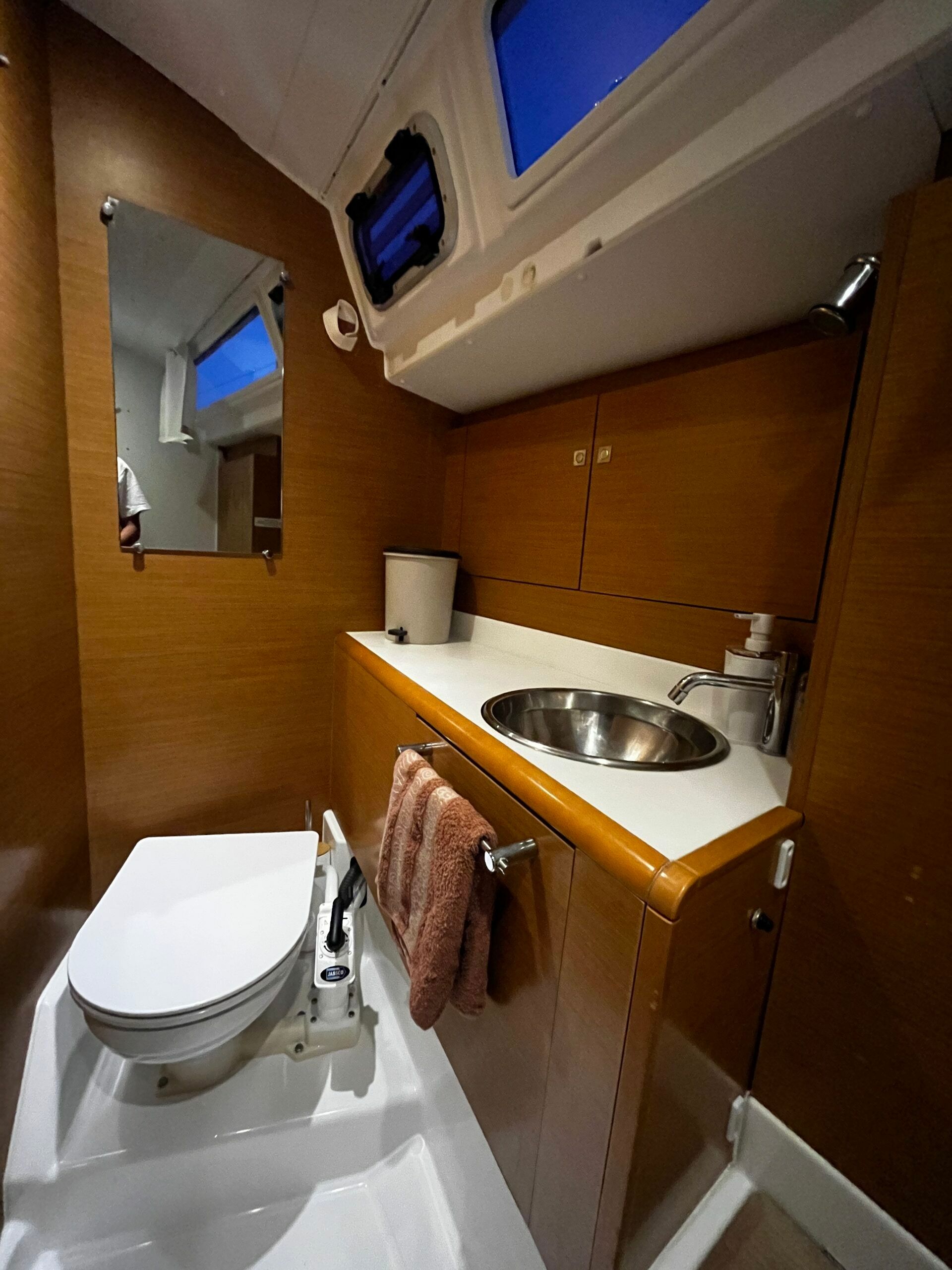 Jeanneau Sun Odyssey 439 | Mario