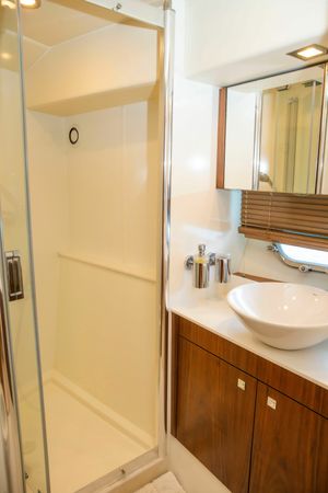 Sunseeker Manhattan 63 | Midnight Summer Dream