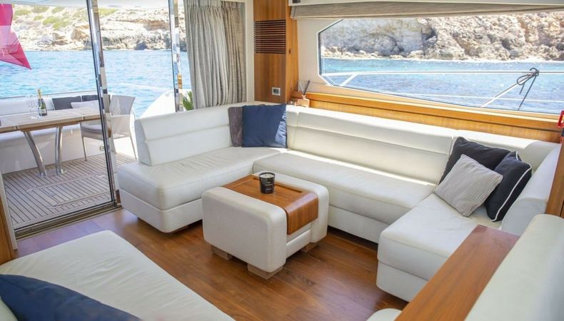 Sunseeker Manhattan 63 | Midnight Summer Dream