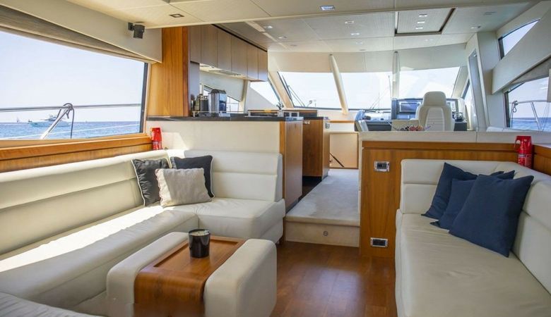 Sunseeker Manhattan 63 | Midnight Summer Dream