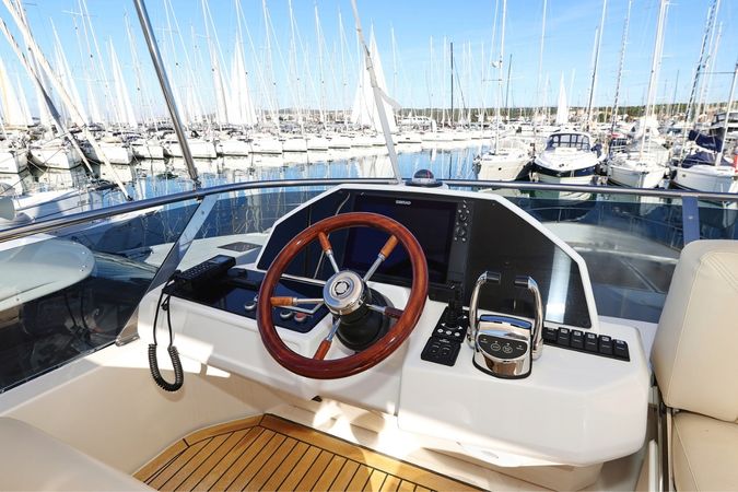 Greenline 48 | Vegas