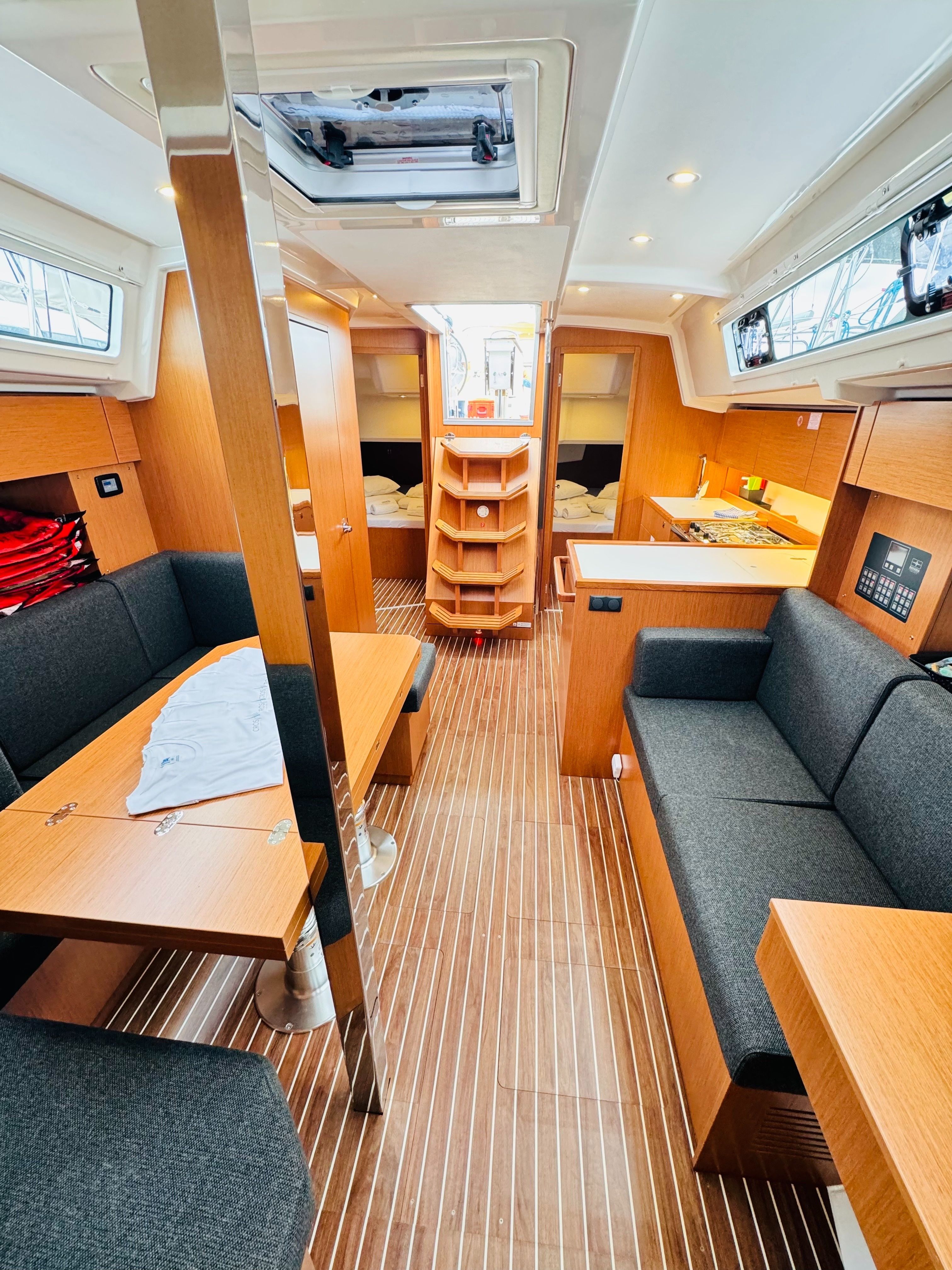 Bavaria C38 | Simbad