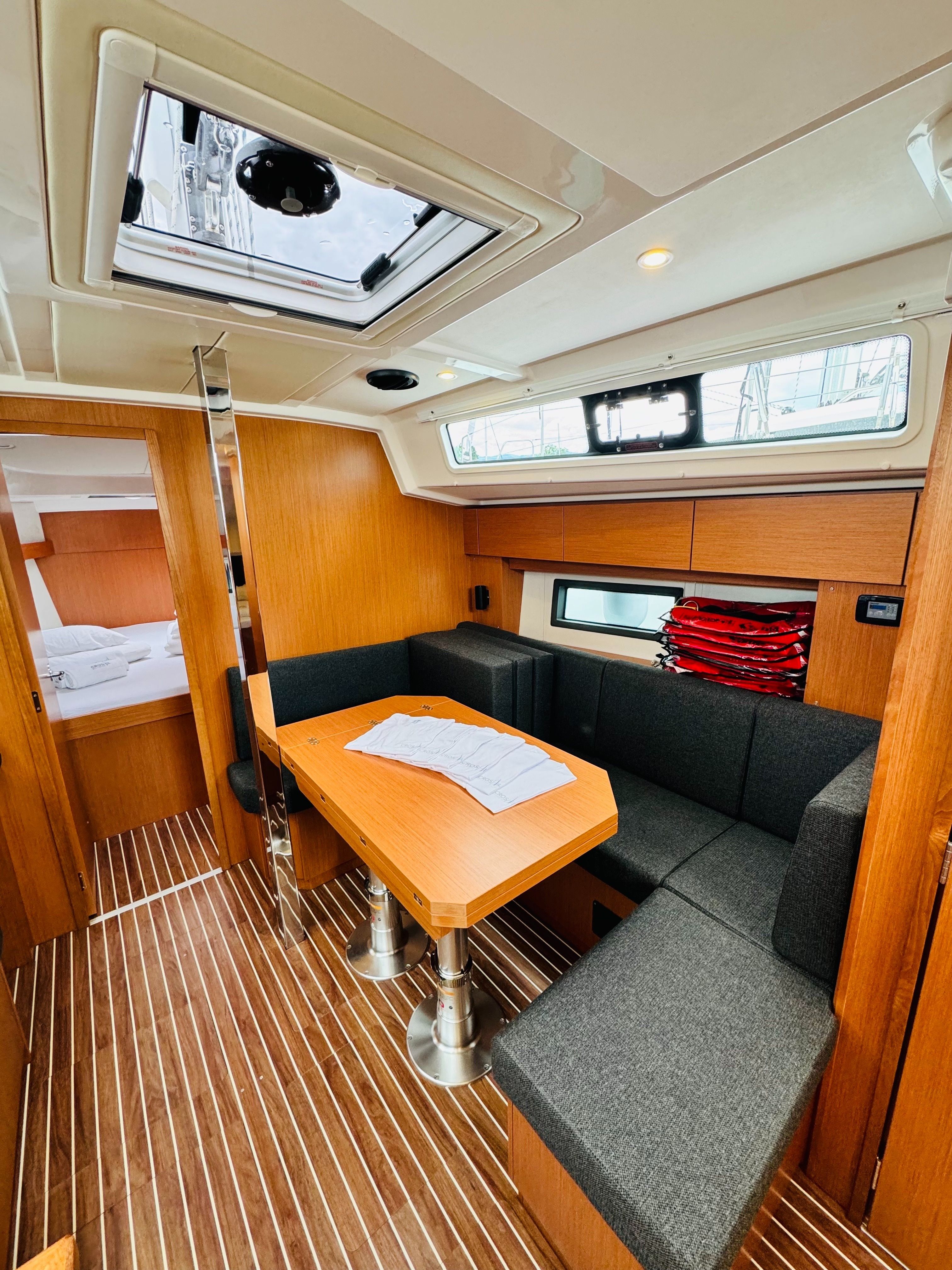 Bavaria C38 | Simbad
