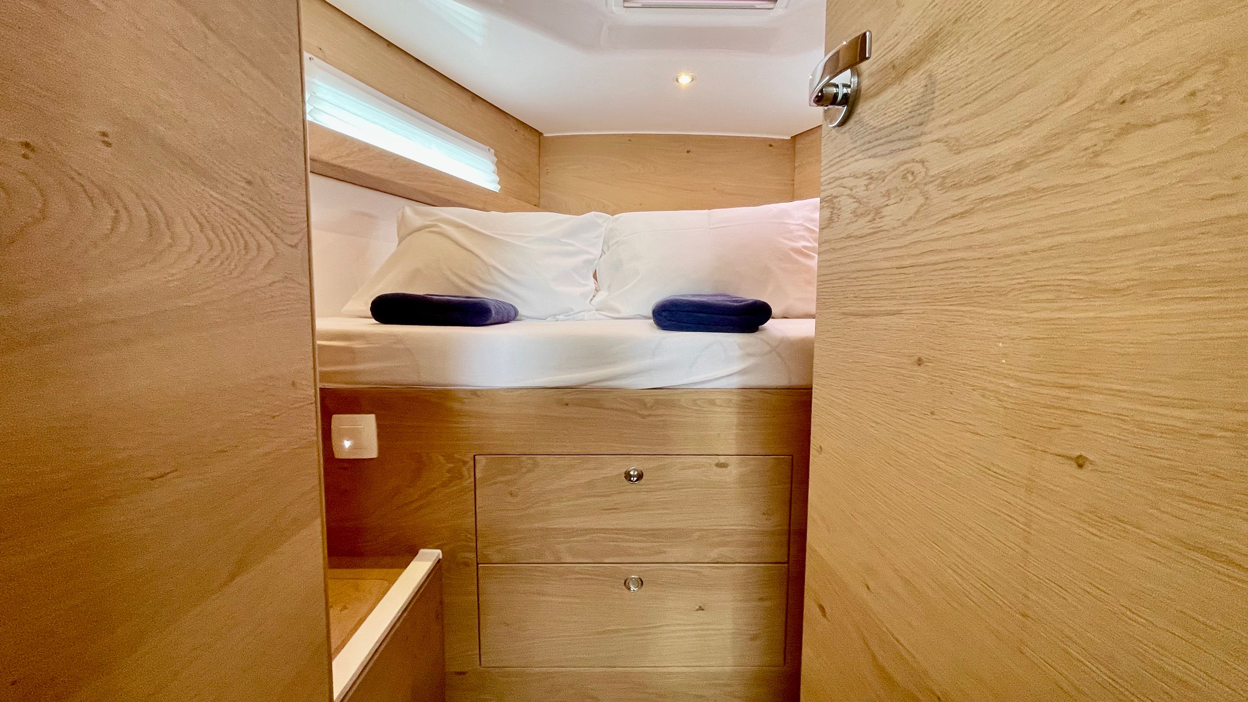 Elan 45 Impression | Aurora