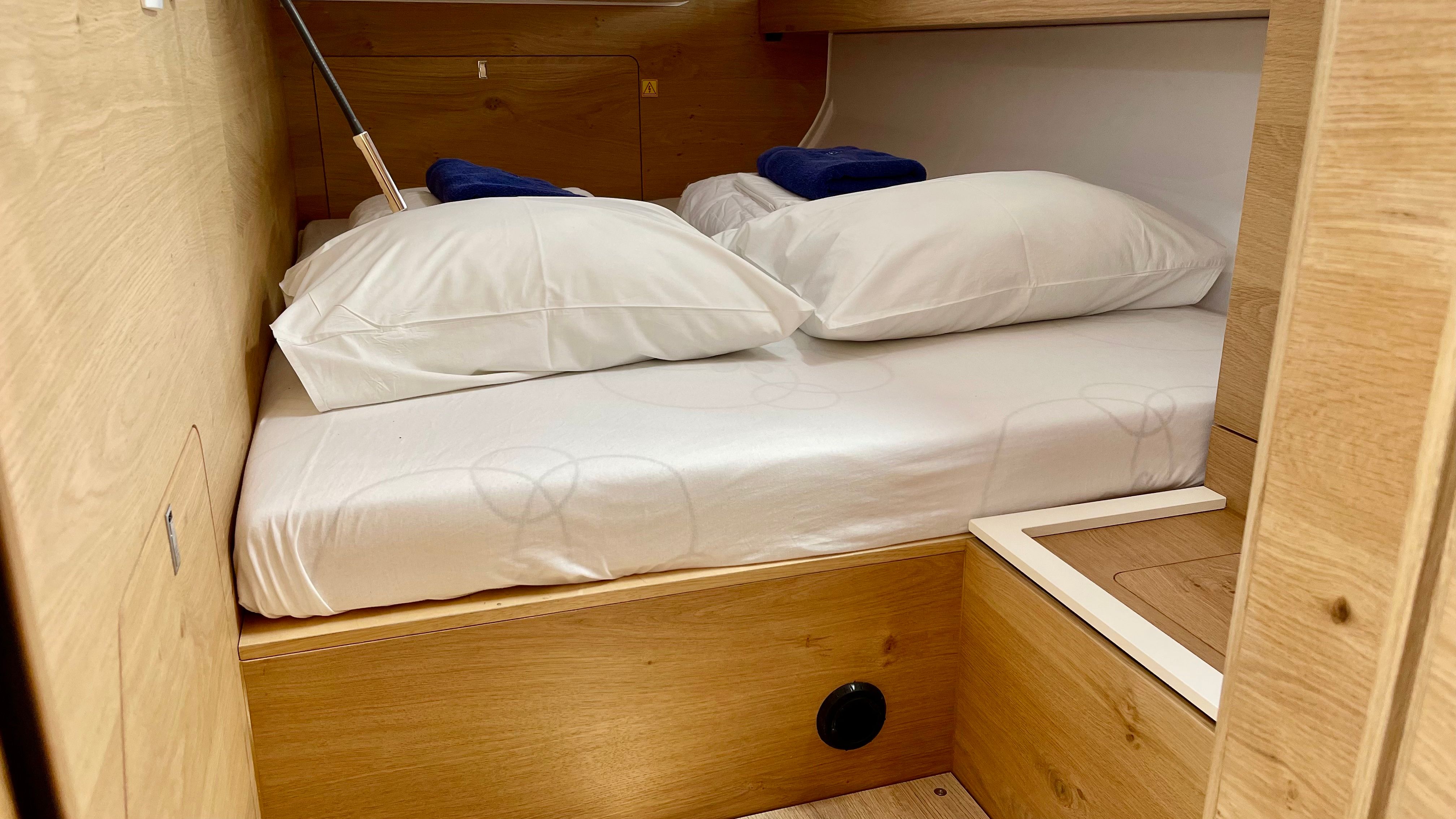 Elan 45 Impression | Aurora