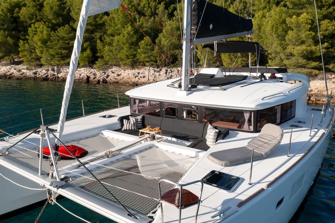 Lagoon 450 F | Falco