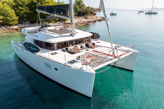 Lagoon 450 F | Falco