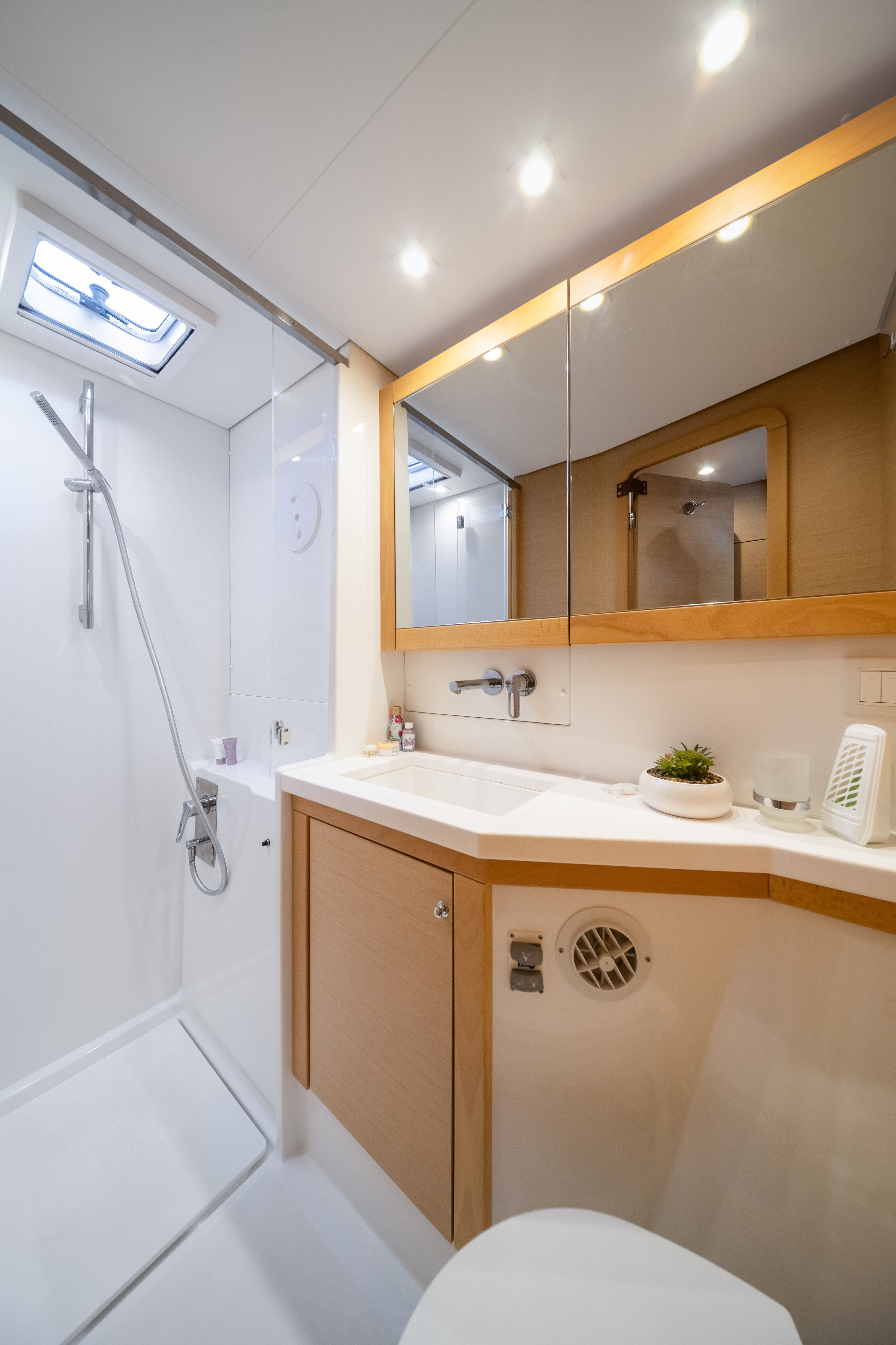 Lagoon 450 F | Falco