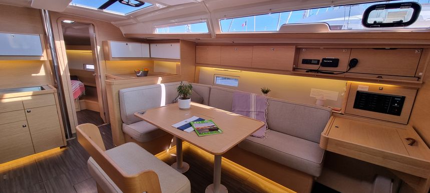 Dufour 430 | Lucie