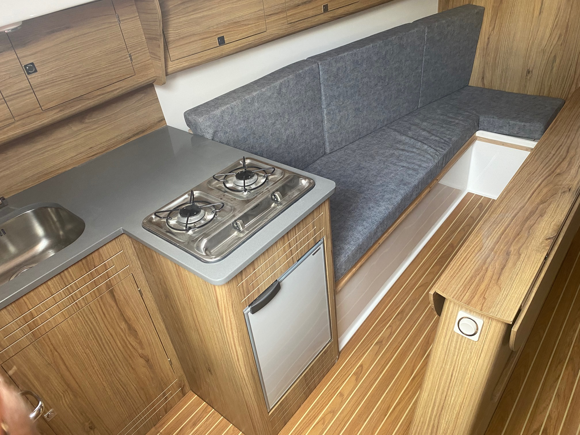 Antila 27 Family | Veda