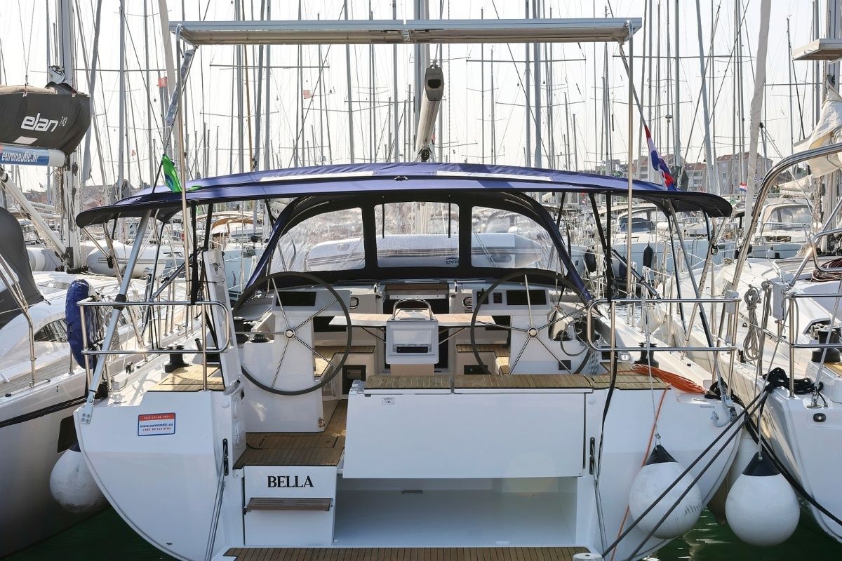 Bavaria C45 | Bella