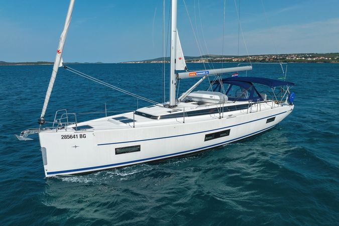 Bavaria C45 | Bella