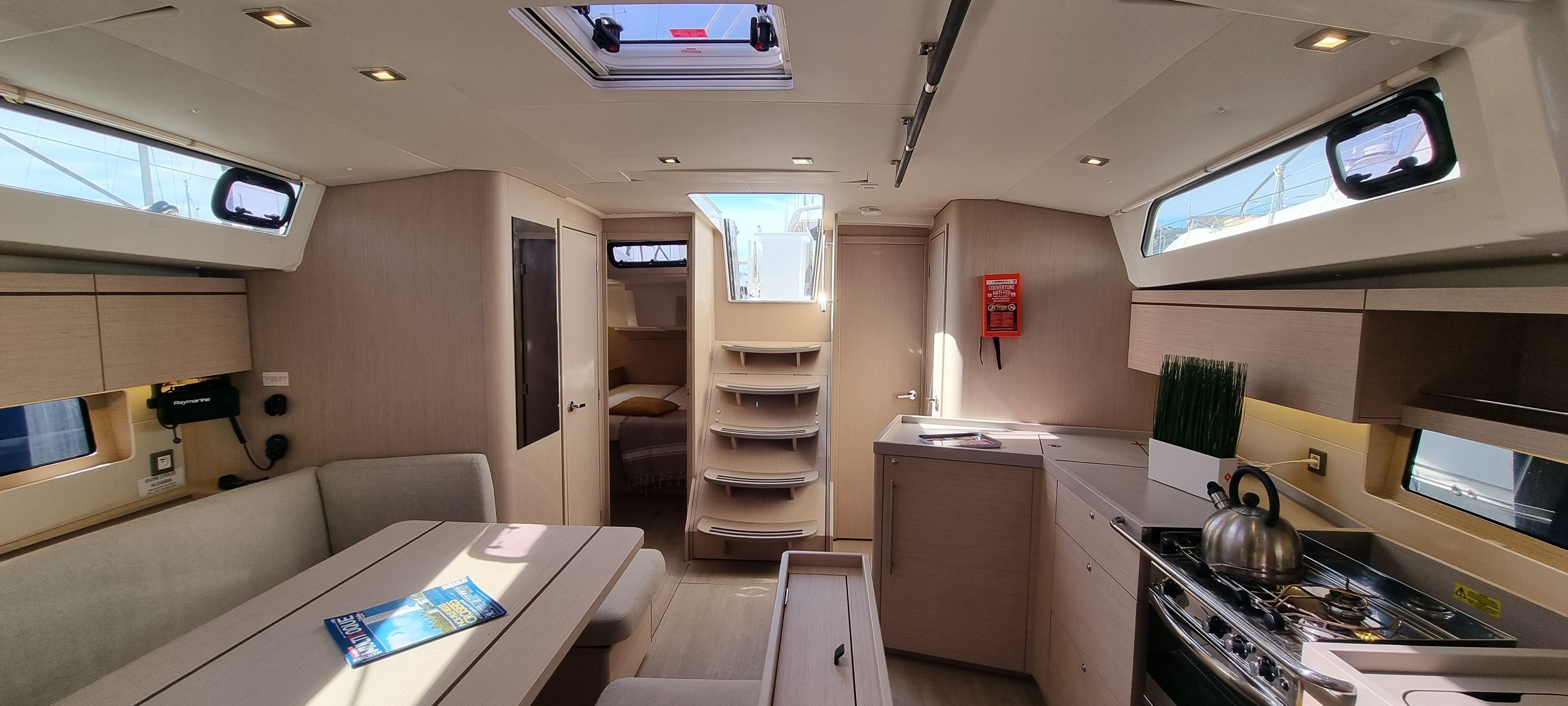 Beneteau Oceanis 46.1 | Entre 2 Poles