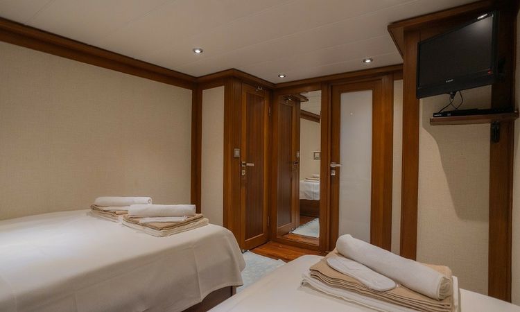 Custom Built 66 | Ruzanna