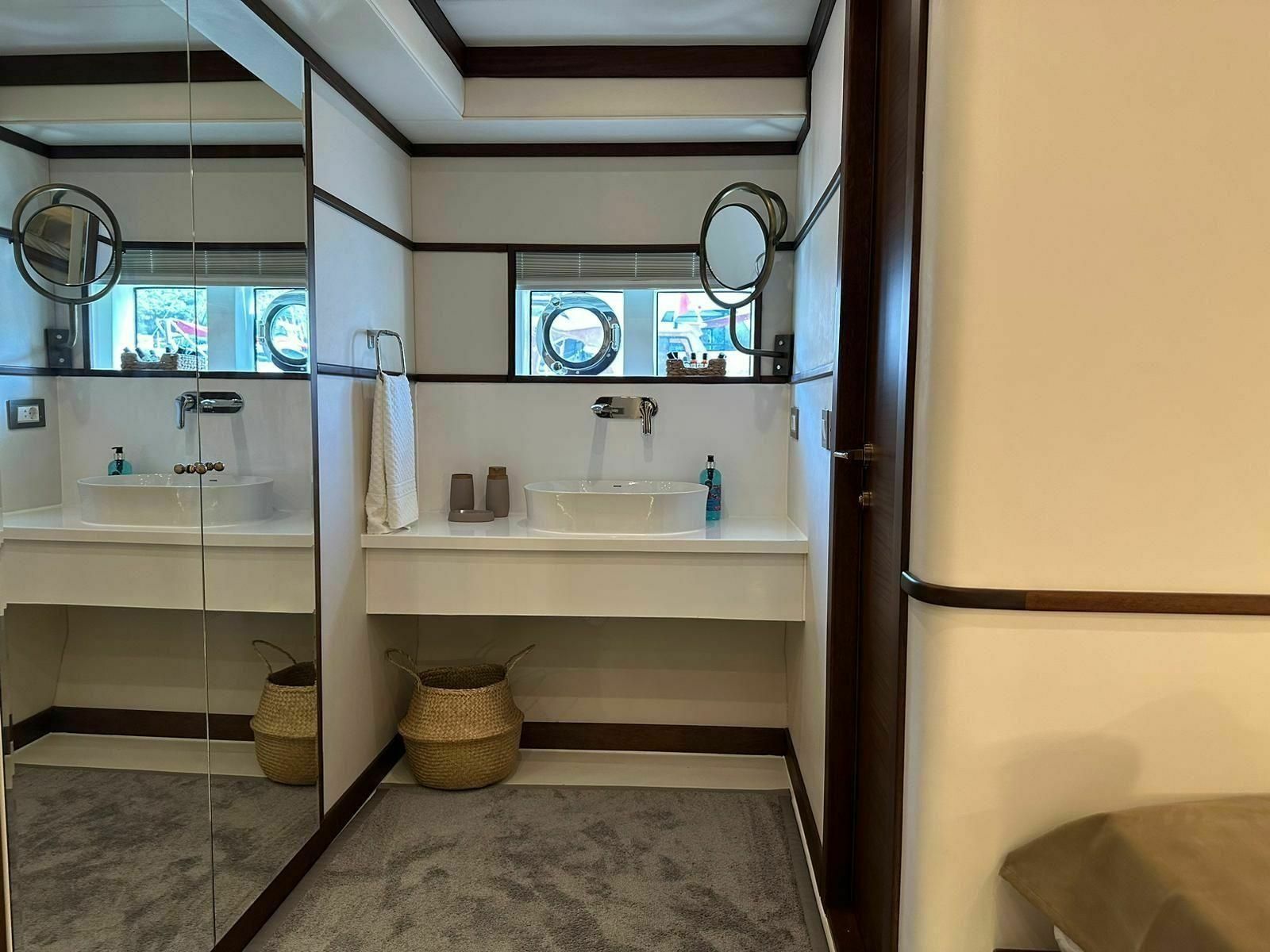 Custom Built 76 | By C&F