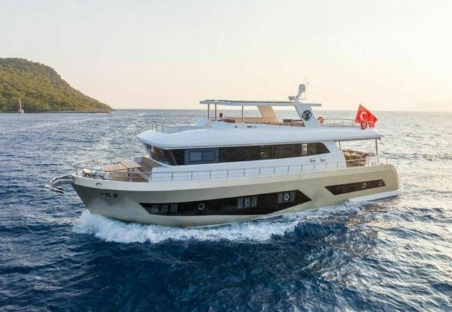 Custom Built 76 | By C&F