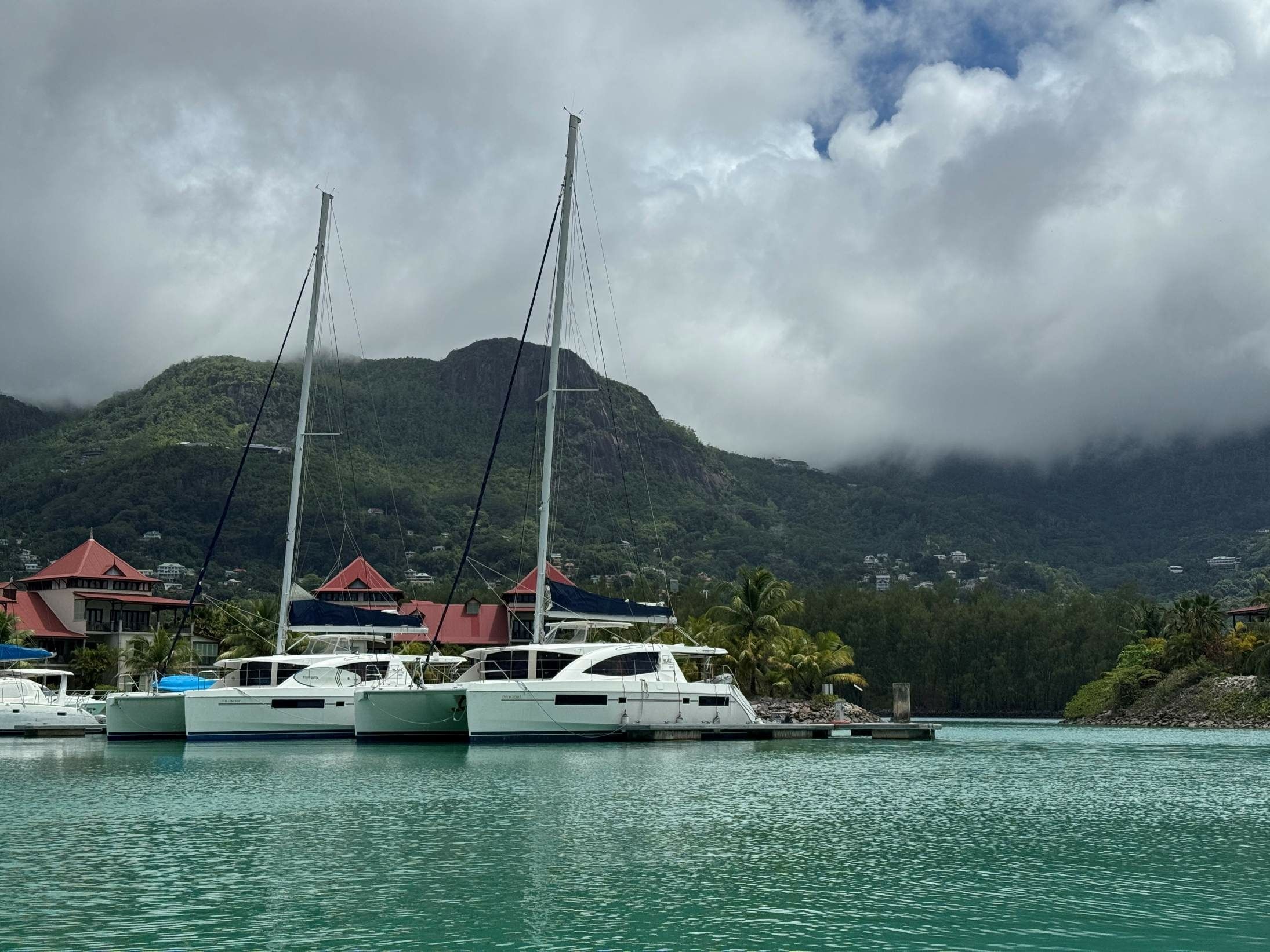 Leopard 48 | Unforgettable