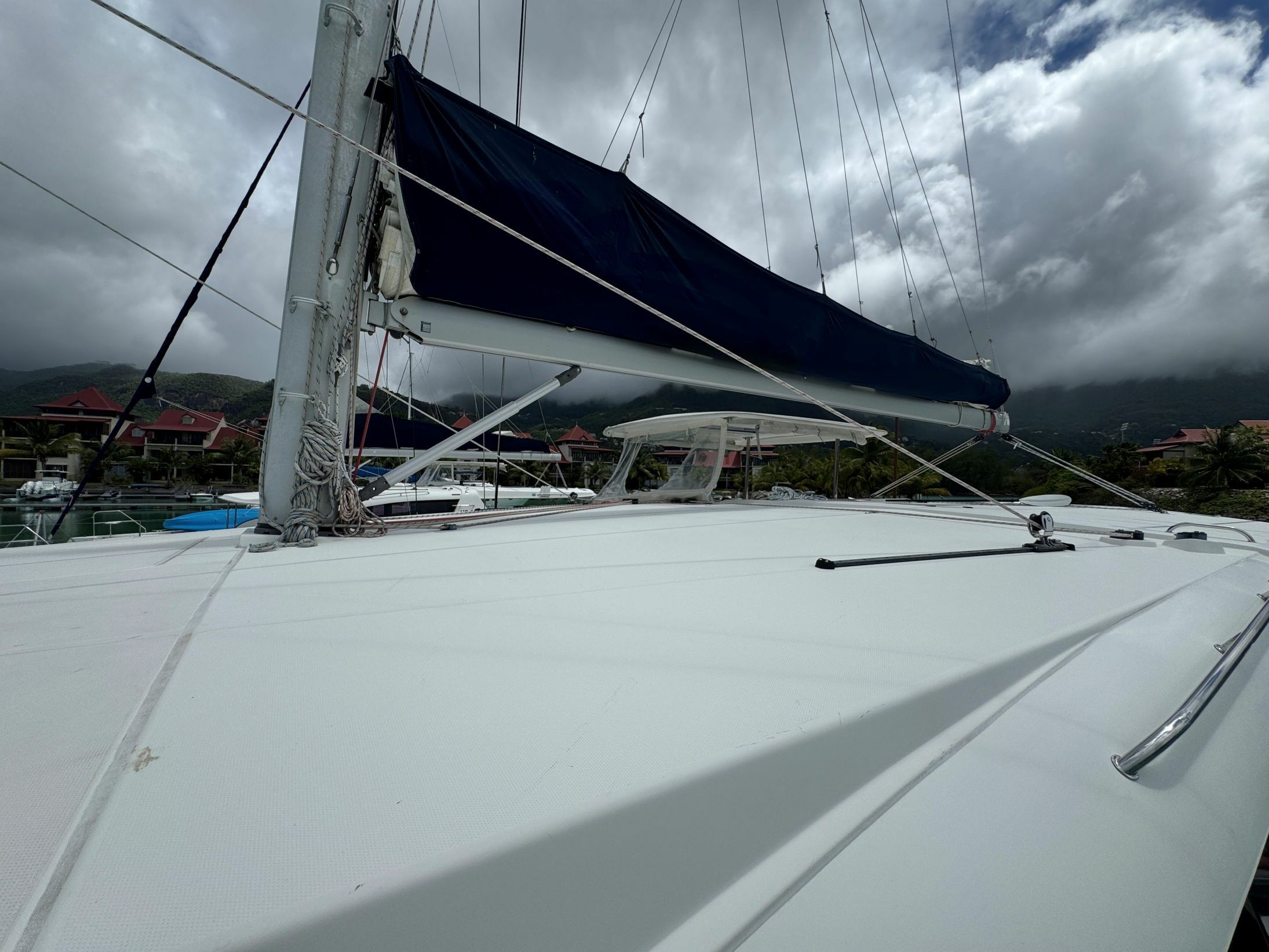 Leopard 48 | Unforgettable