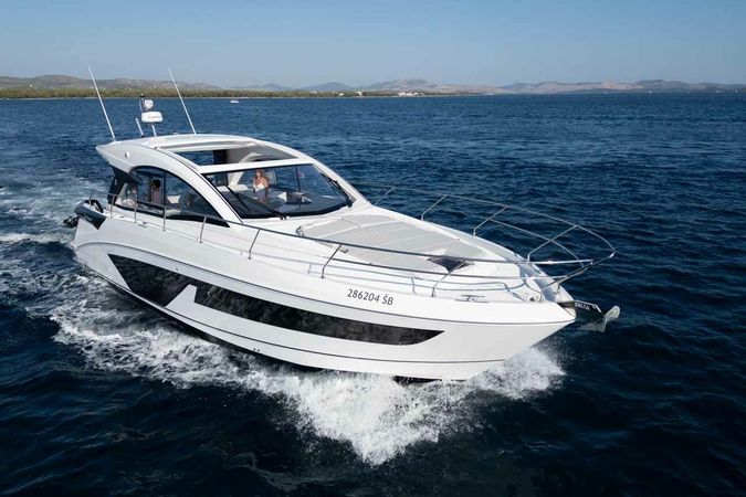 Beneteau Gran Turismo 45 | Holly Four