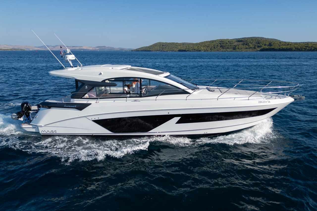 Beneteau Gran Turismo 45 | Holly Four