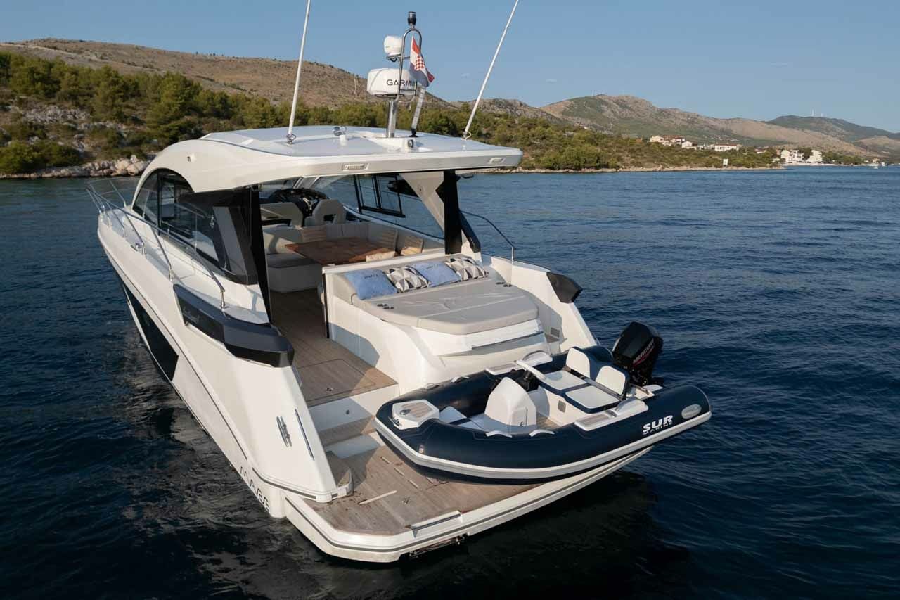 Beneteau Gran Turismo 45 | Holly Four