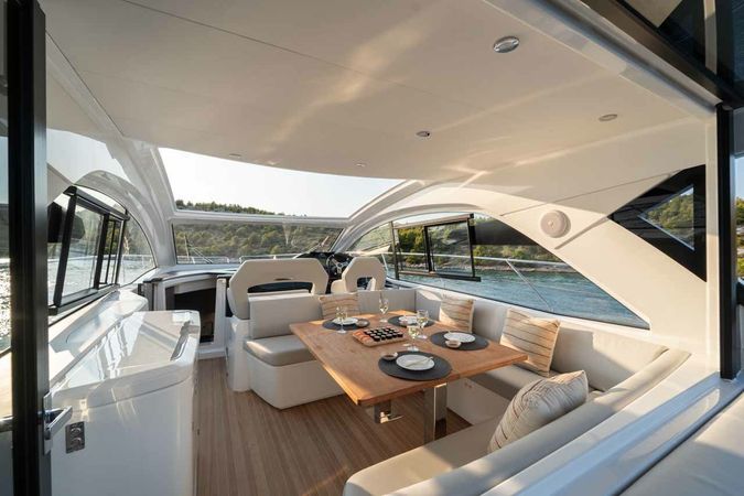 Beneteau Gran Turismo 45 | Holly Four