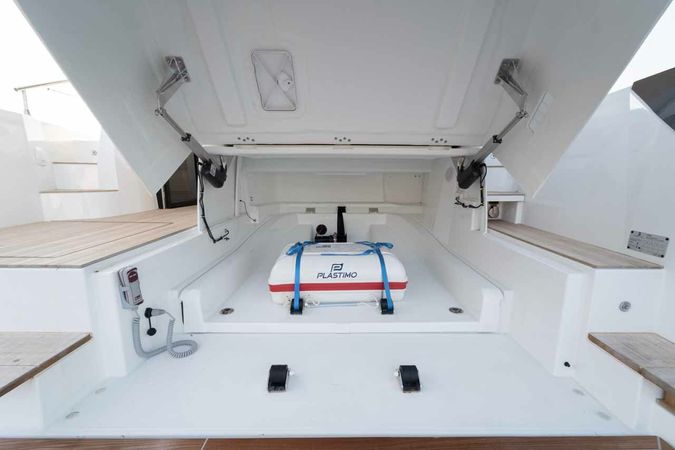 Beneteau Gran Turismo 45 | Holly Four