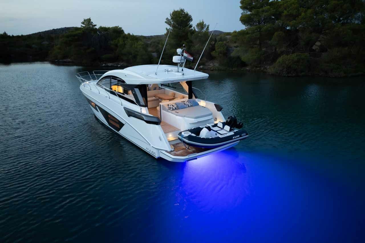 Beneteau Gran Turismo 45 | Holly Four