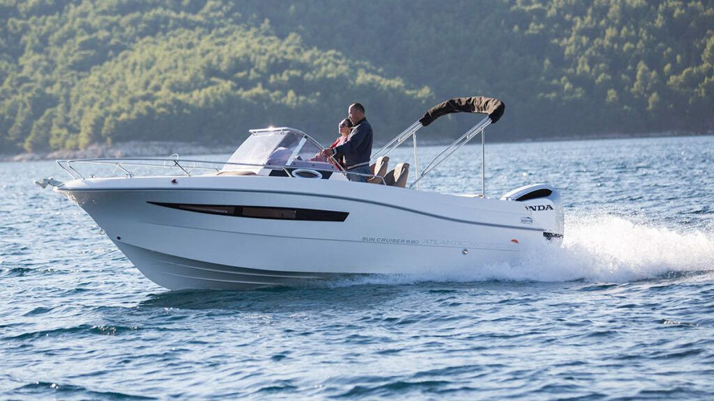 Atlantic Marine Suncruiser 690 | 22