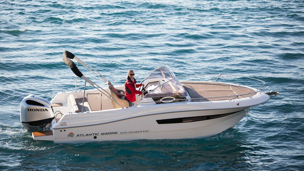 Atlantic Marine Suncruiser 690 | 22