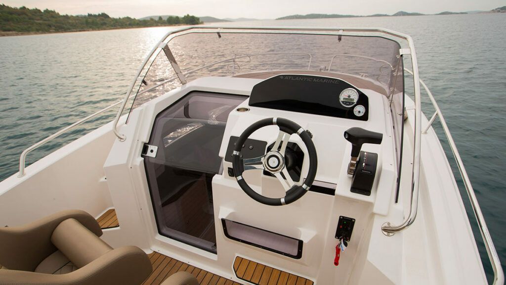 Atlantic Marine Suncruiser 690 | 22