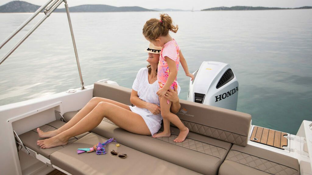 Atlantic Marine Suncruiser 690 | 22