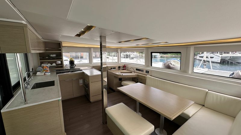 Lagoon 46 | Hawksbill