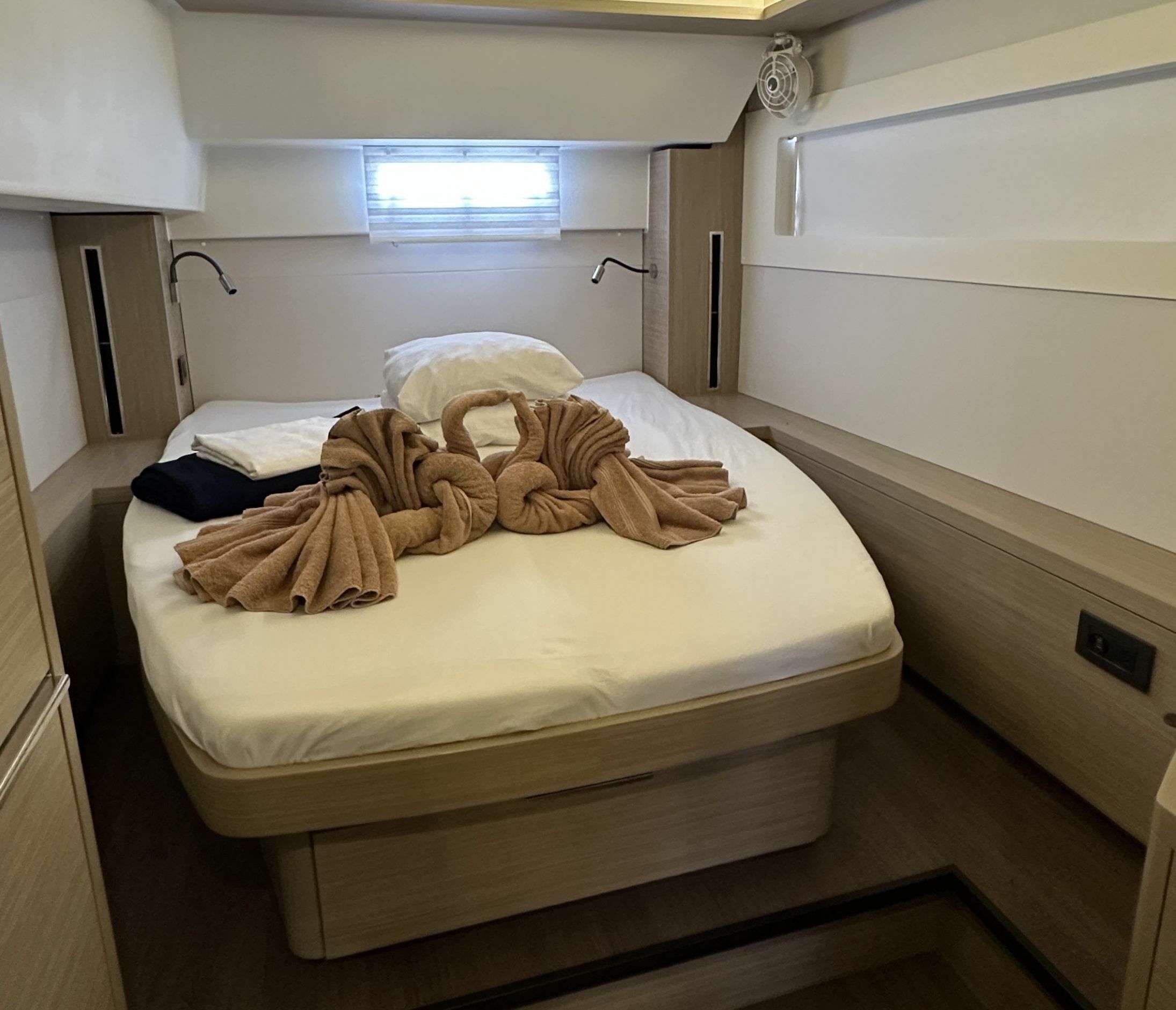 Lagoon 46 | Hawksbill