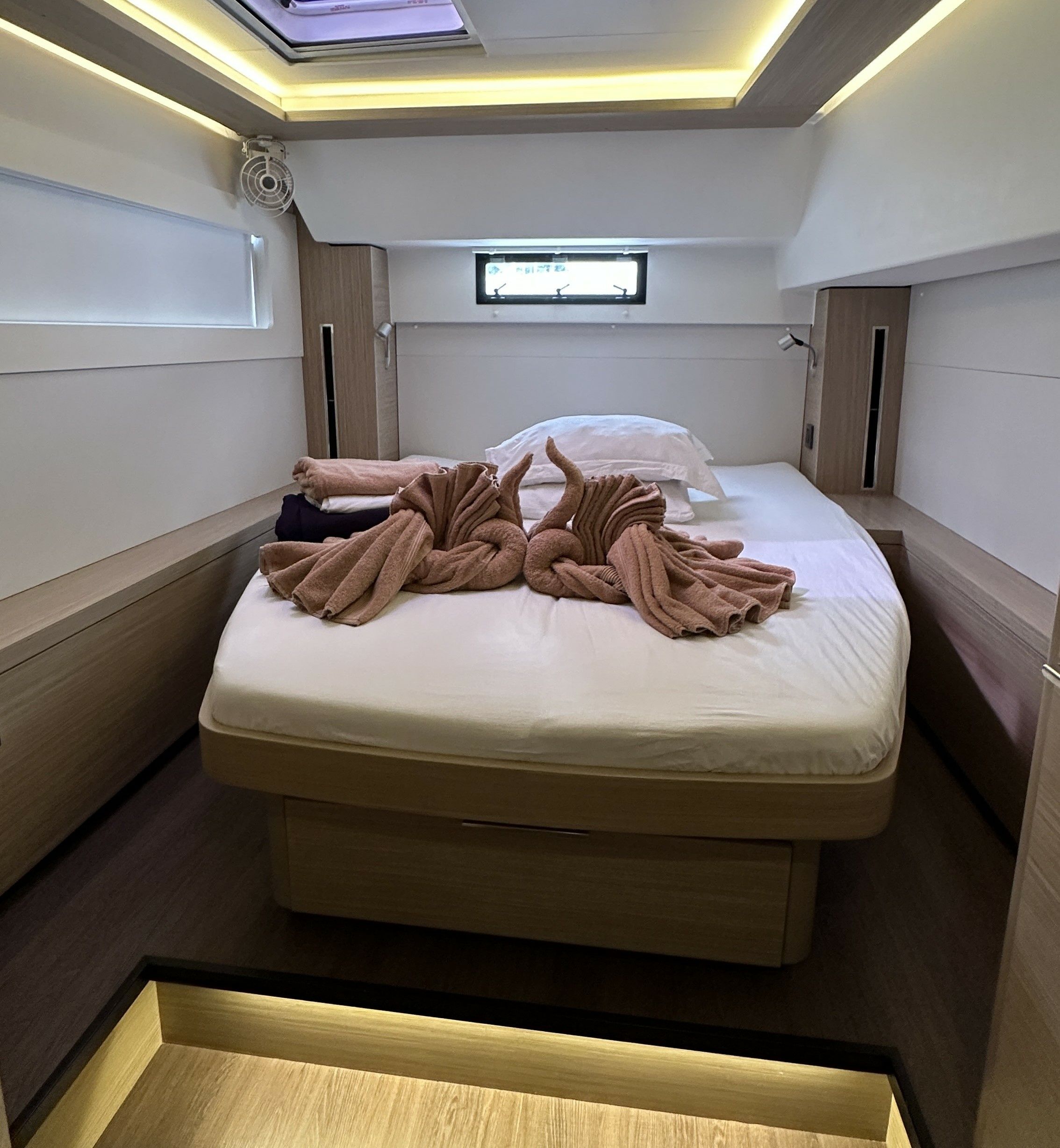 Lagoon 46 | Hawksbill