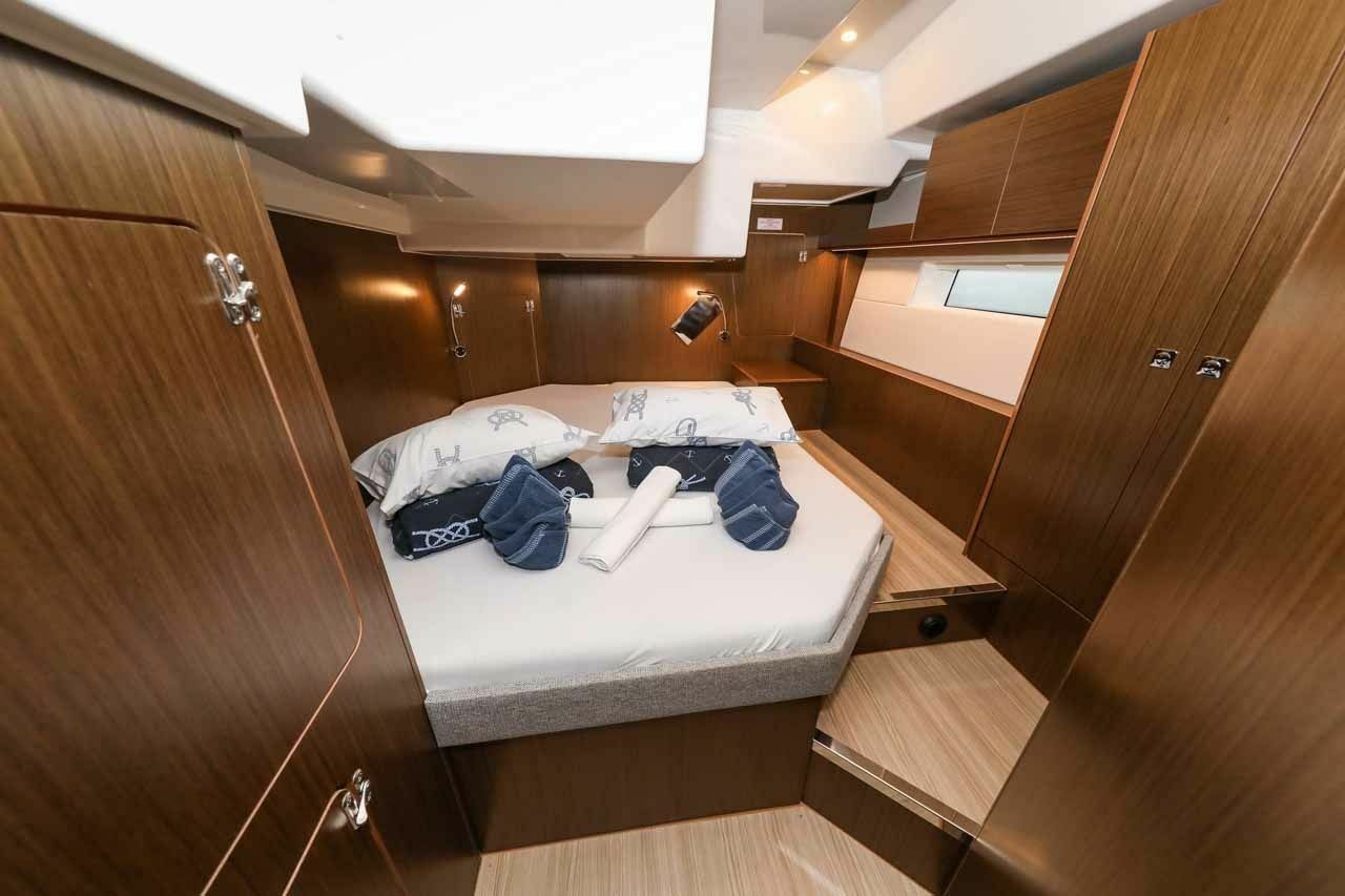 Bavaria C50 | Hangover