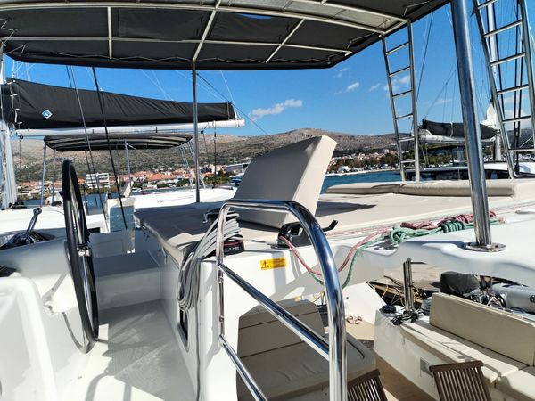 Lagoon 46 | Galathea