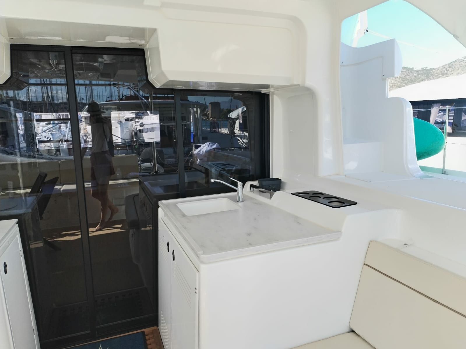 Lagoon 46 | Galathea